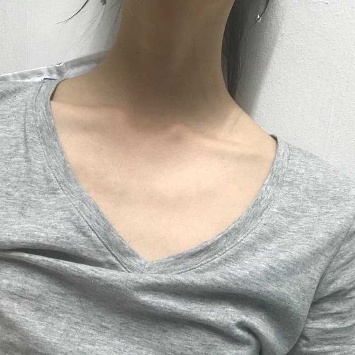 女生胸小是一种什么样的体验?