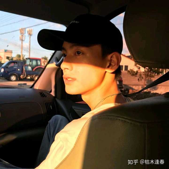 男生用什么头像可以撩到小姐姐?