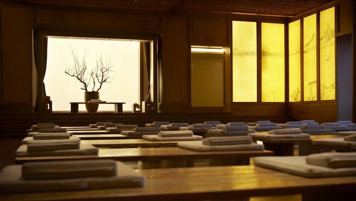 tips:灵山精舍的特色便是禅修活动,无论是抄经诵佛还是静坐冥想,都能