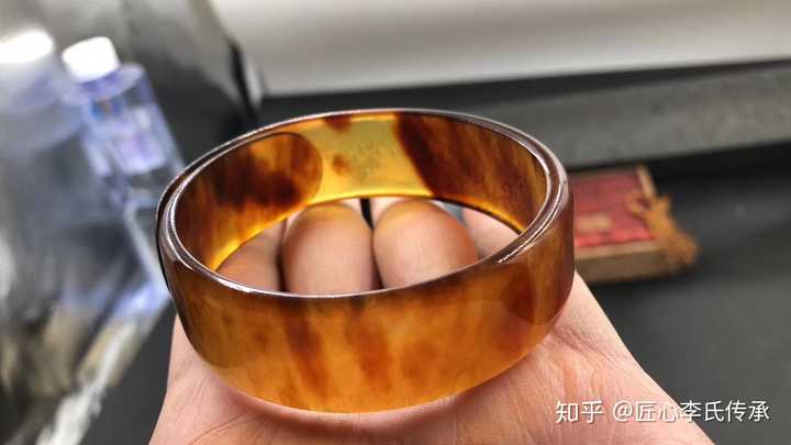 关于满血玳瑁?