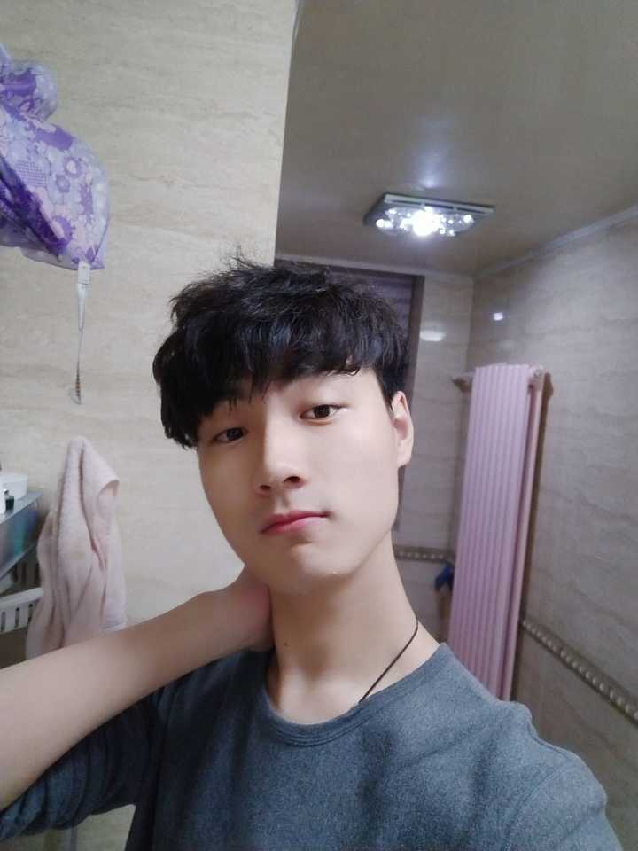 不好看的男生是如何变帅的?