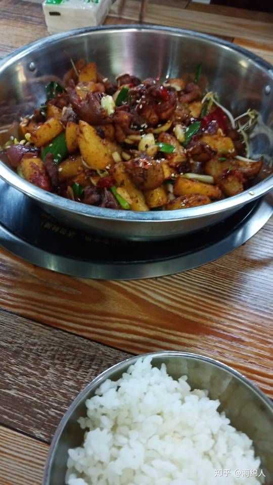 在安顺学院里就餐是一种怎样的体验有什么推荐的食堂和美食