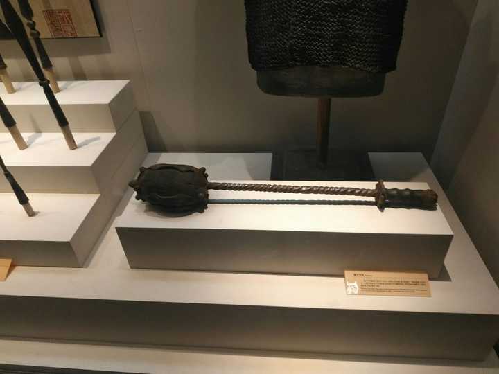 锤子作为冷兵器,实战情况如何?