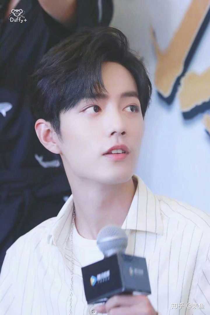 有没有肖战的壁纸啊?