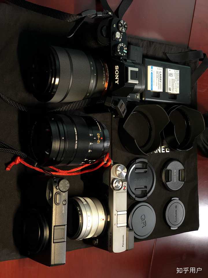 富士xpro3和理光gr3用来街拍人文怎么选?