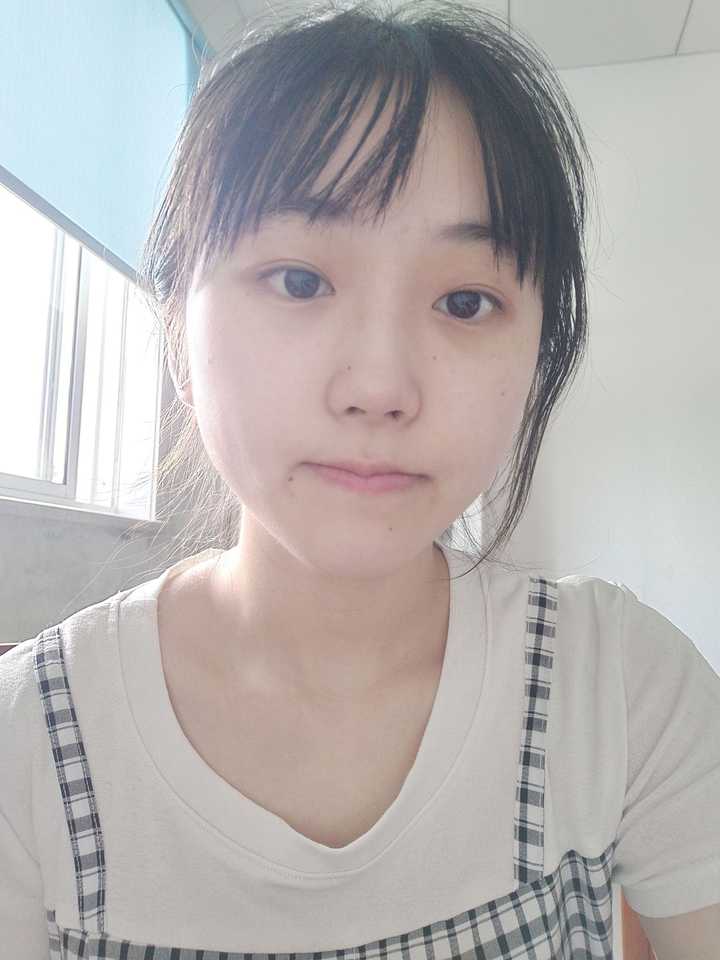 100斤期间vivo前置素颜