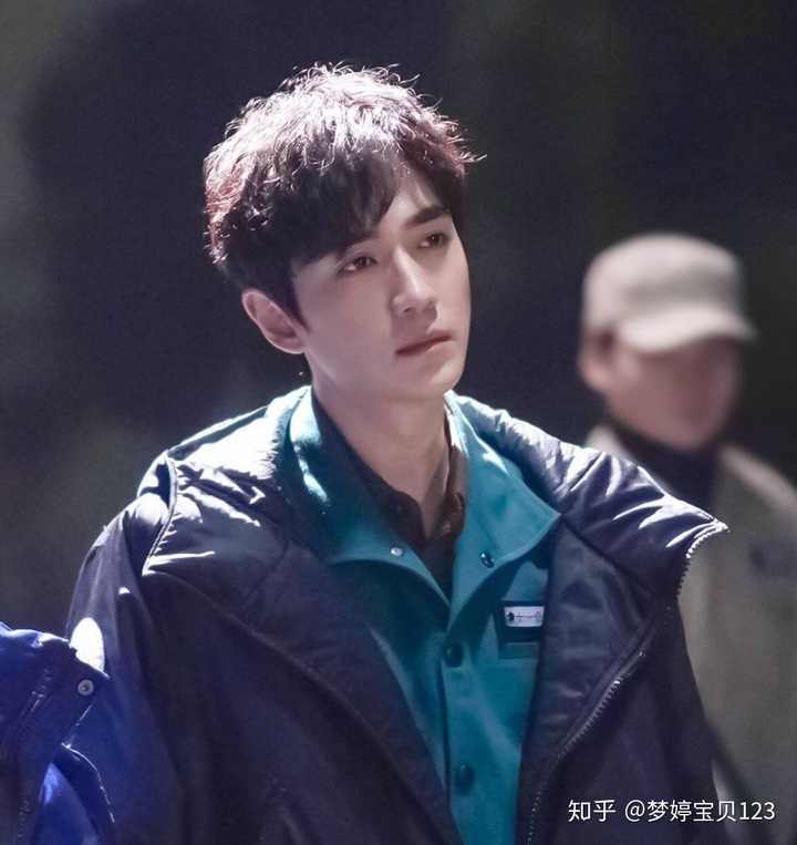 有人是通过奇葩方式入坑朱一龙的吗(粉丝自嗨,圈外勿扰)?