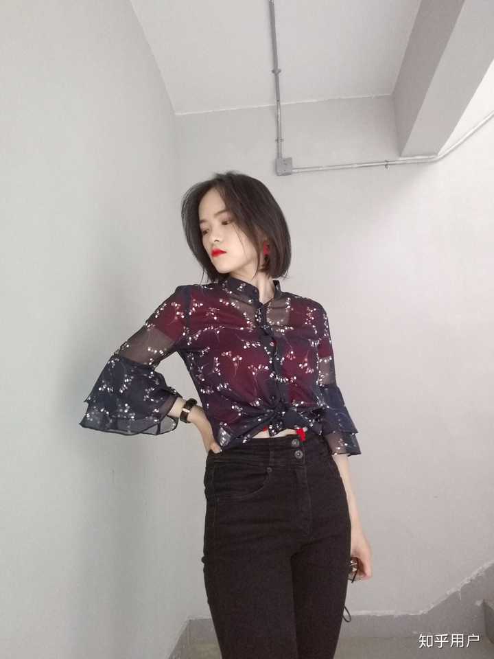 耳饰要怎么搭配衣服?
