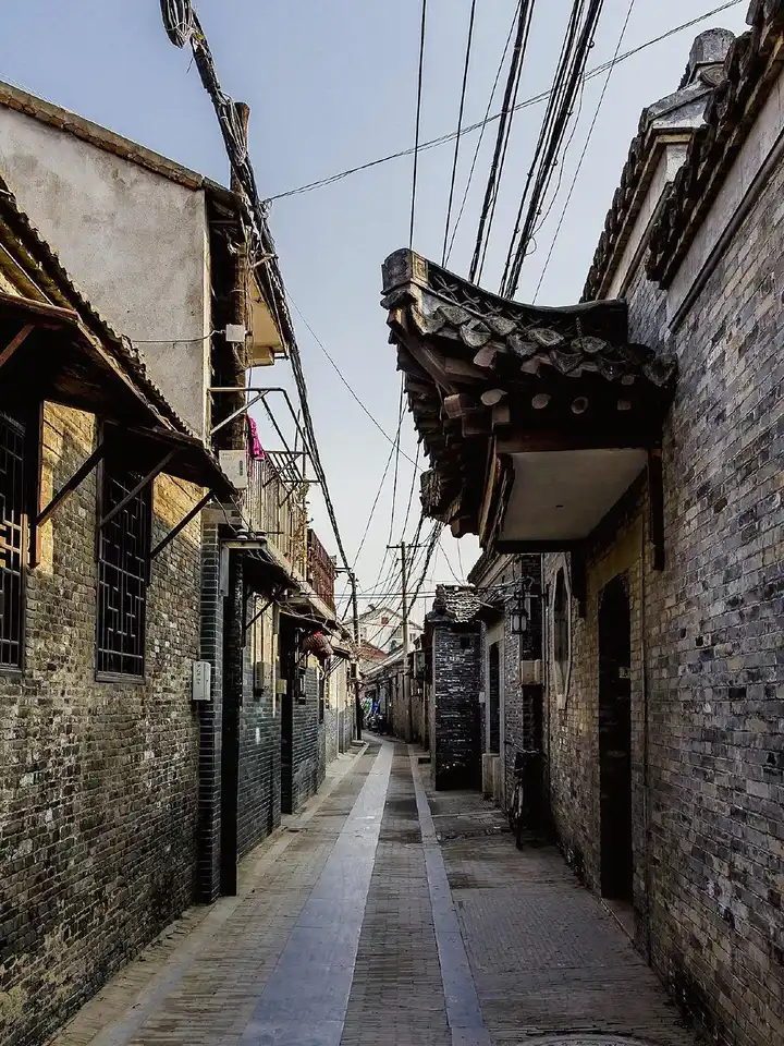 8,丁家湾 丁家湾是扬州古城的老城区,走进丁家湾,只见小巷幽深,古风