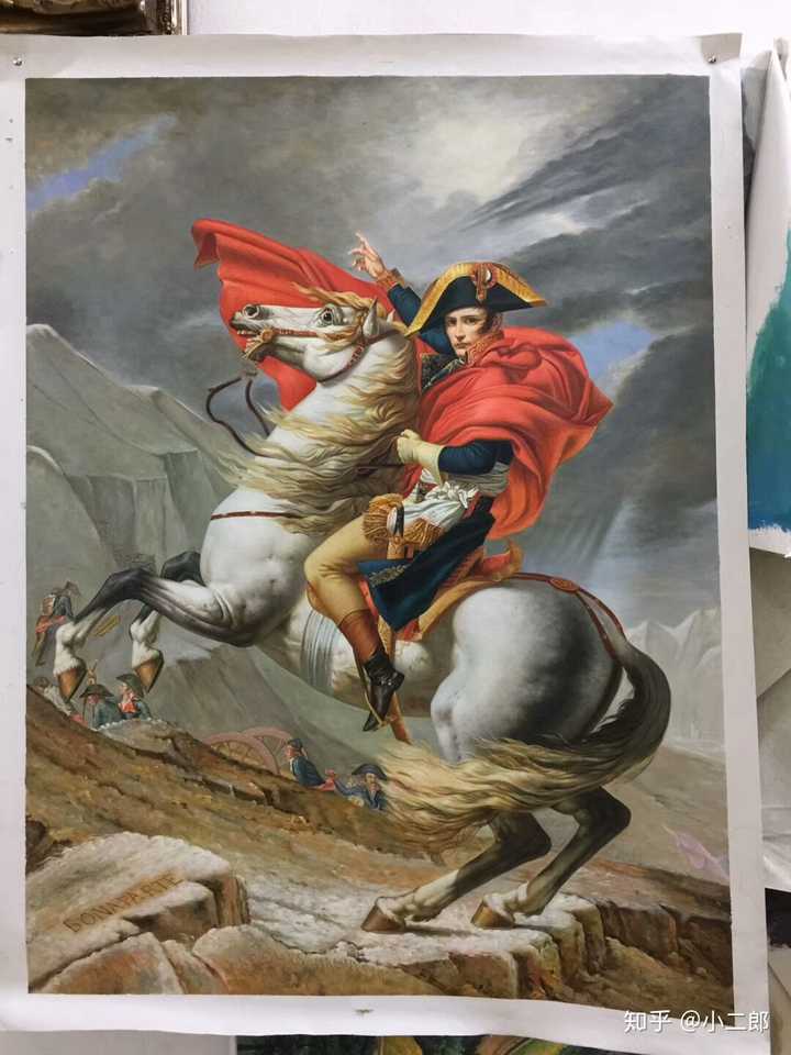 当时历史老师是个年轻的女老师,还讲到她们读书的时候还给拿破仑写过