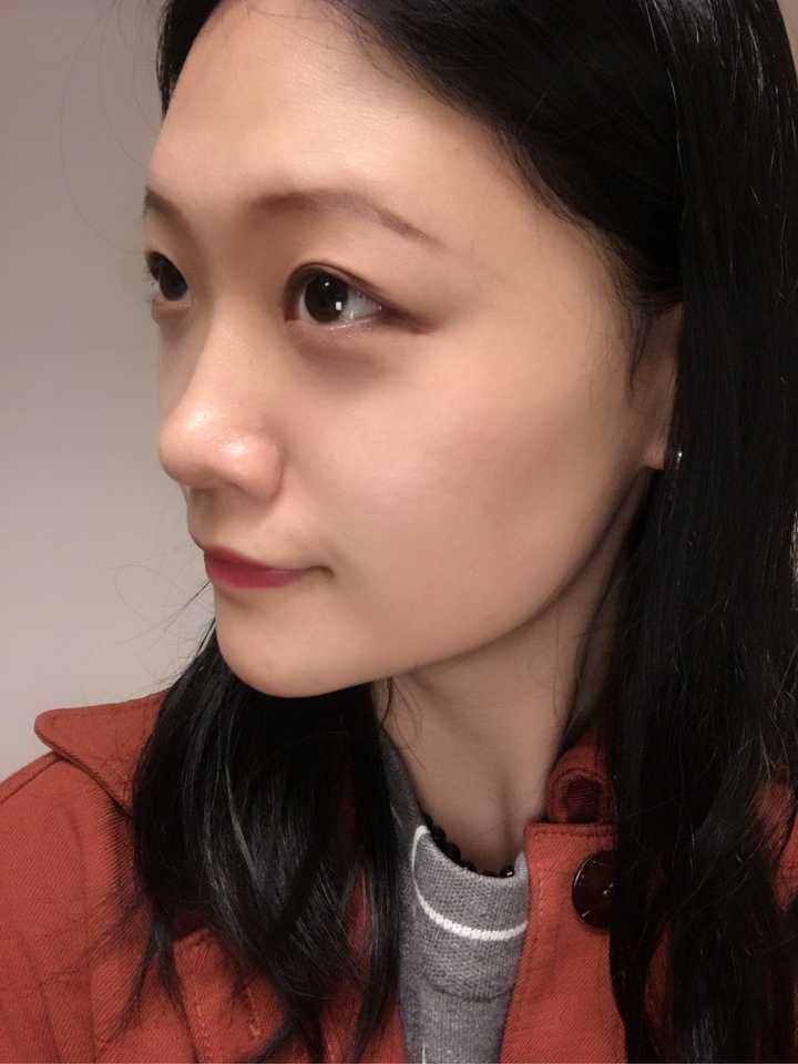 你见过塌鼻子的美女吗?