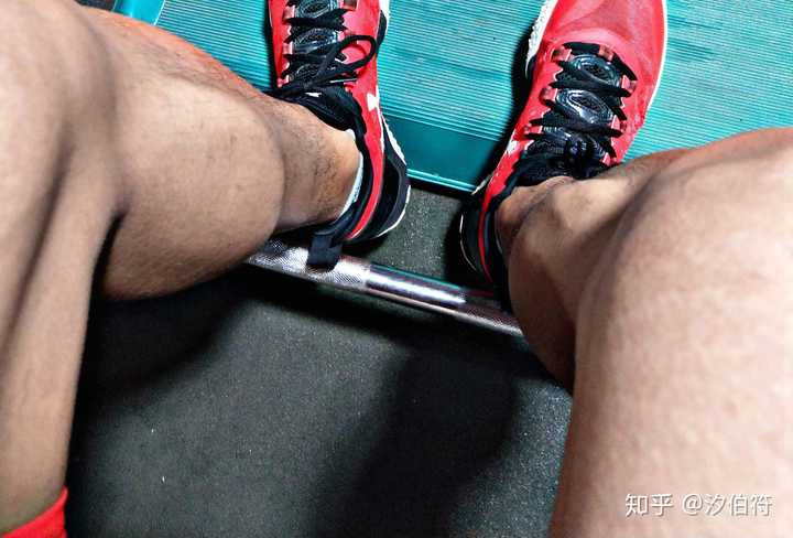男生怎么快速瘦腿 脂肪加肌肉腿?