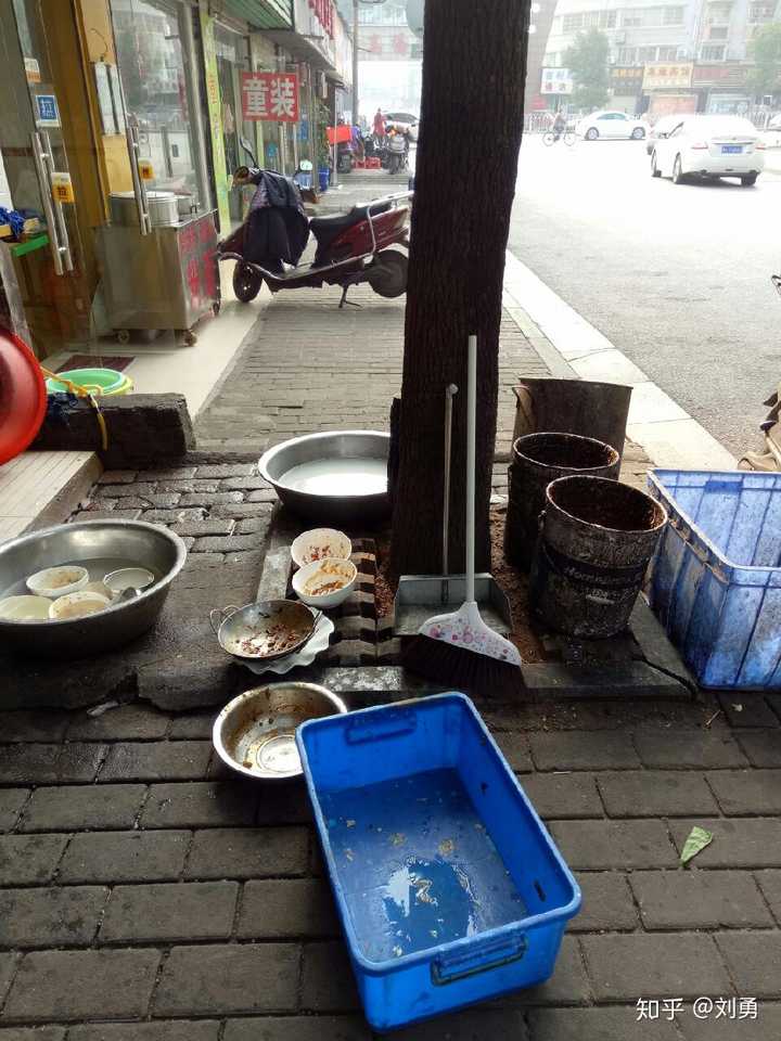 街边小吃究竟有多脏?