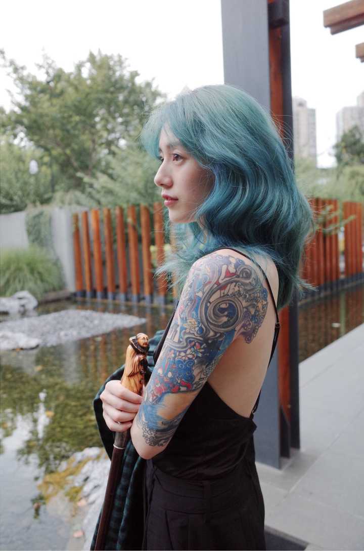 女生身上有文身是一种怎样的体验?