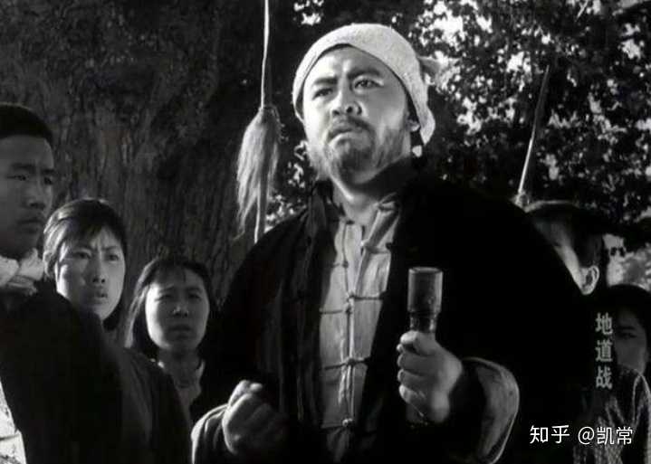 不管是《地道战》,《地雷战》,还是《铁道游击队》,《平原游击队》