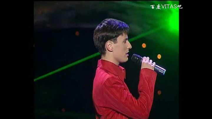 迪玛希(dimash)和vitas同样作为音域横跨四组以上音阶的男歌手,各方面