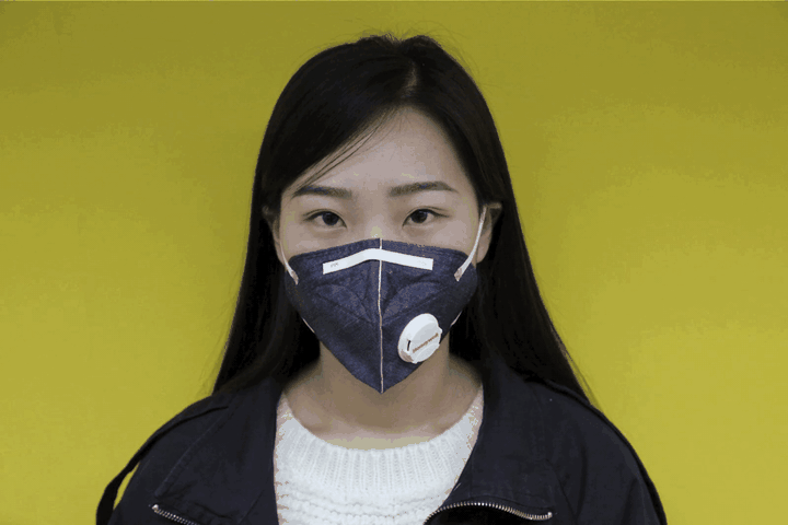 口罩设计用的是标准头模,而实际上千人千面,我们每个人的脸型都不同