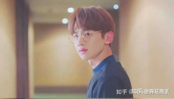 路人们怎么评价白敬亭的颜值?