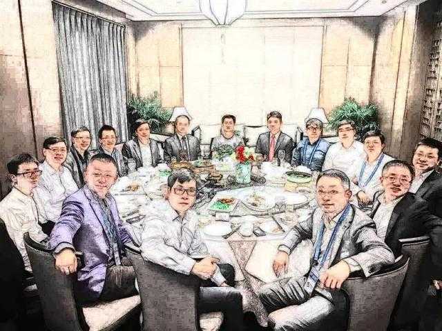 三 丁磊的饭局后,还有一场"东兴局",是刘强东和王兴组哪.