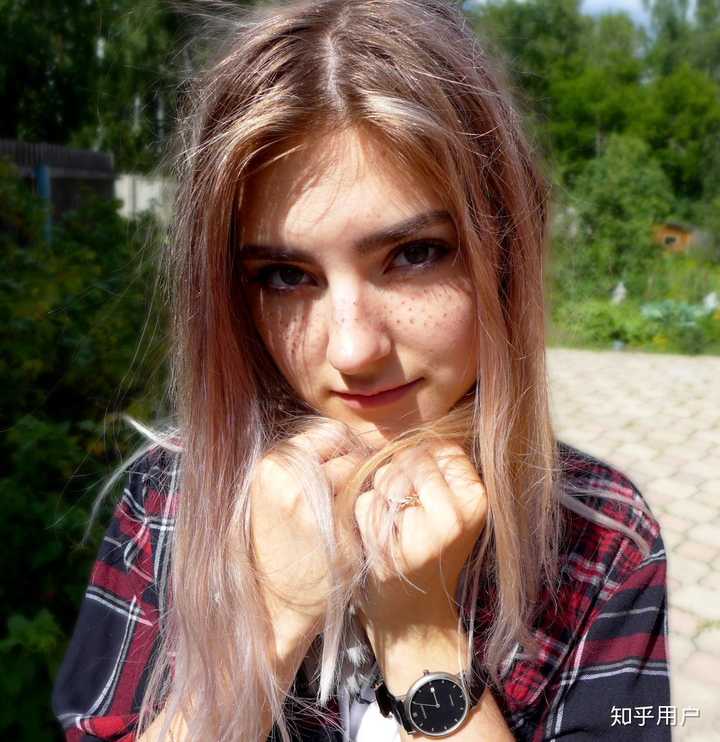 姓名:gabbie carter