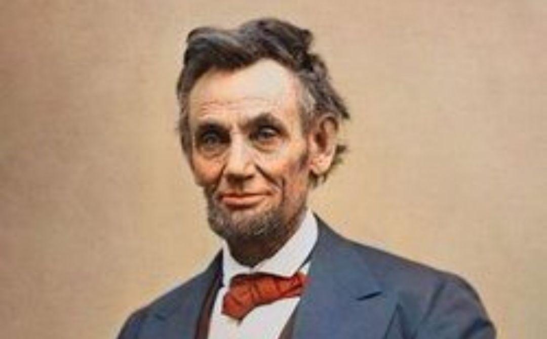 在林肯担任美国总统的时候,有一天,陆军部长斯坦顿来到林肯的面前,他