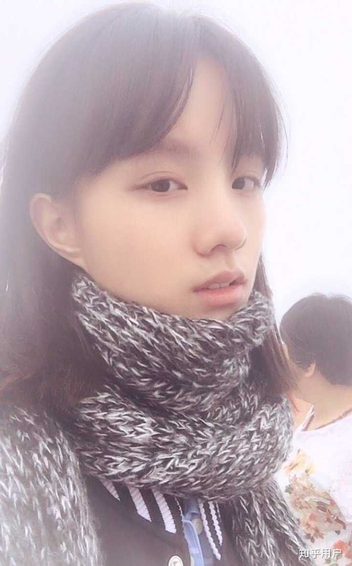 高中时素颜就好看的女生长大化妆后岂不是逆天吗?
