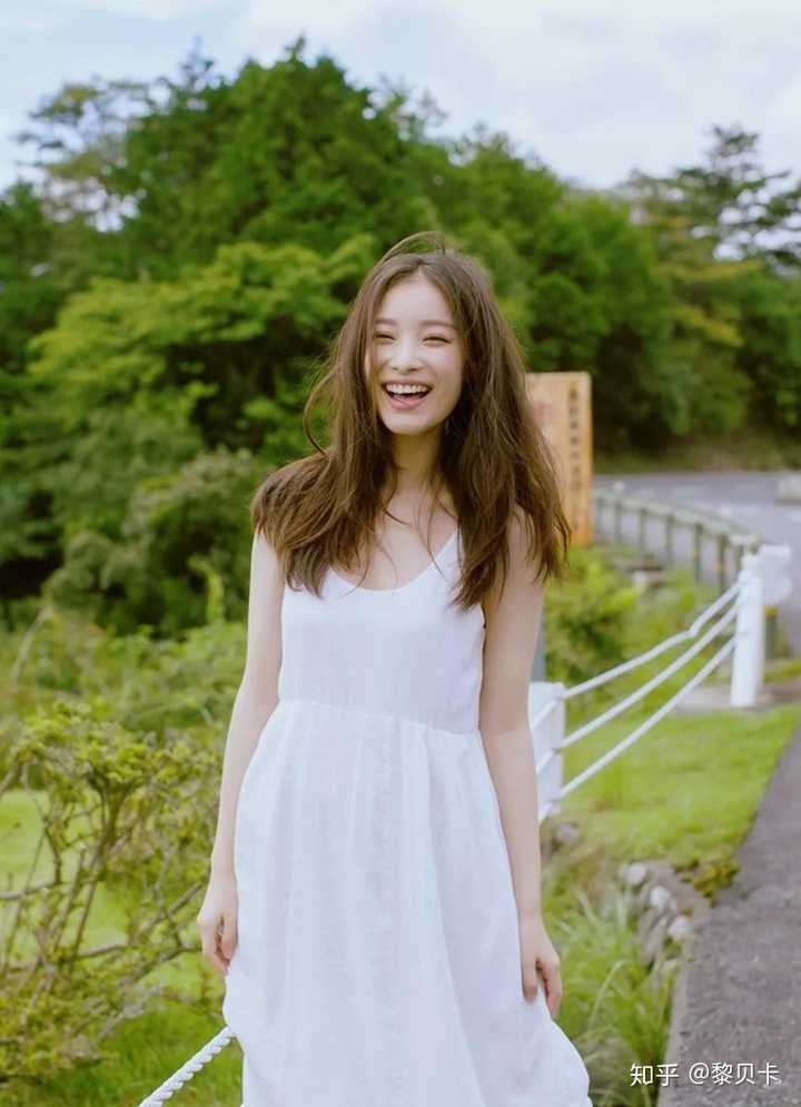 适合哈哈大笑的女孩,嘴一定要大.▼