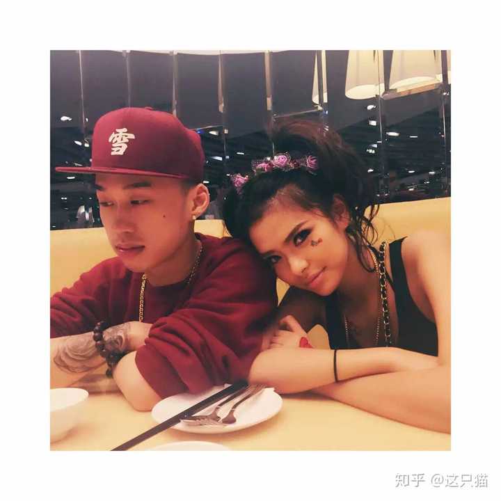 为什么rapper的女朋友都是性感辣妹路线?