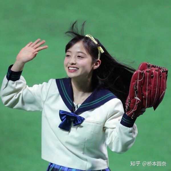 有哪些女生用的小清新头像,贴进自然.绿色清新不模糊的那种?