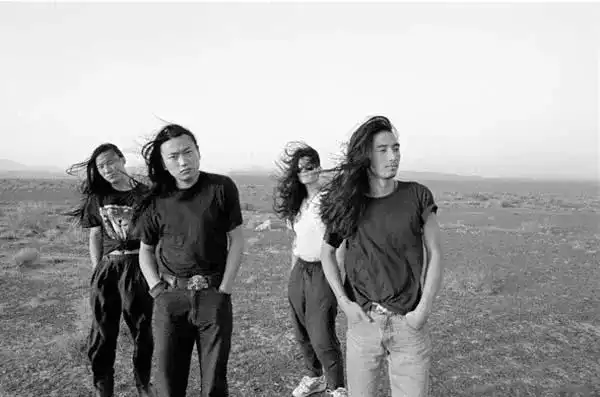1993年,唐朝乐队在新疆