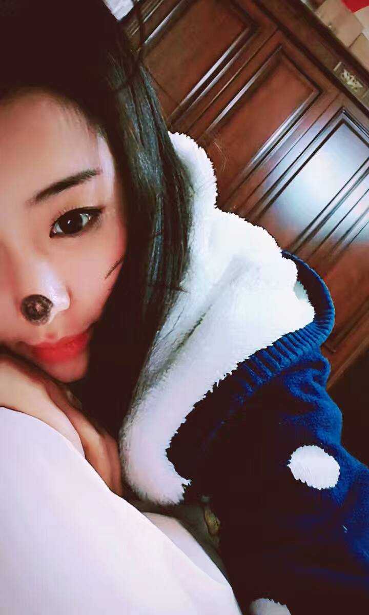 如何才能在睡前拍个美美哒自拍?