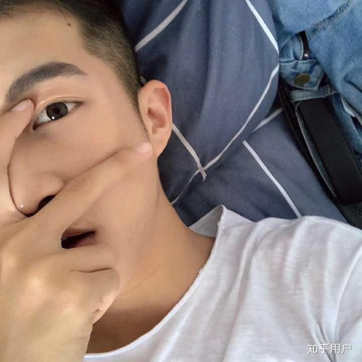 学会打扮之后,同一个男生的颜值差异能有多大?