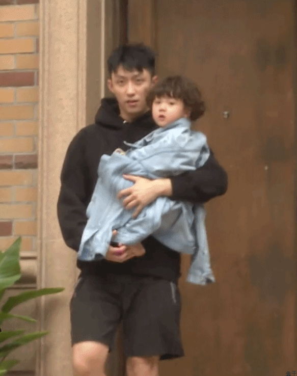 如何评价黄景瑜在《放开我北鼻》第三季里的表现?