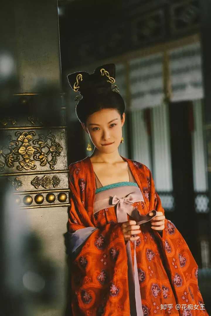 去年的《天盛长歌》里的凤知微,着实又让我惊艳了一把.