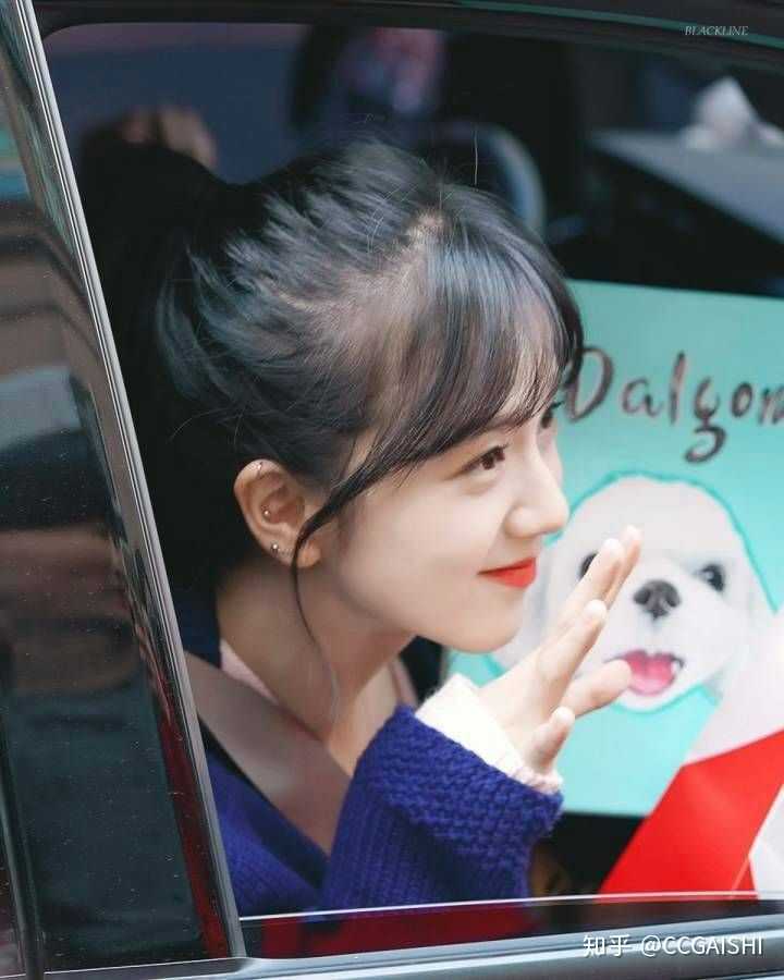blackpink中jisoo跟谁关系最好(无意引战,单纯好奇)?