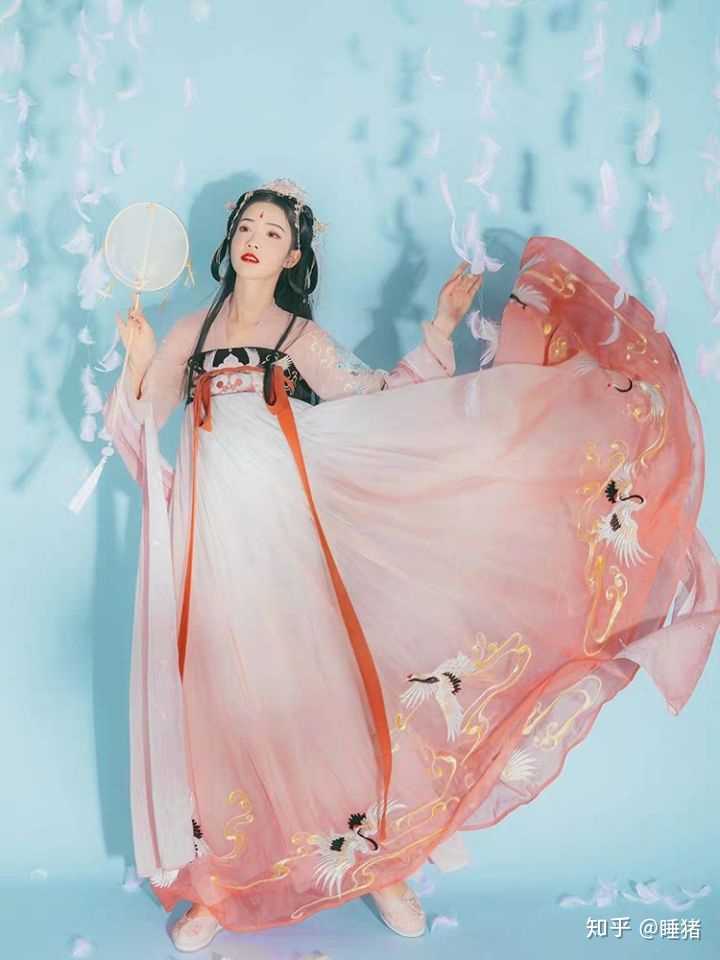 如何区分明制,唐制,汉制,魏晋风汉服?