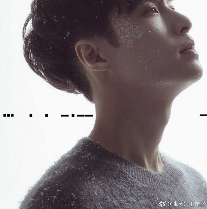 张艺兴于12月22日发行的冬季迷你数字专辑《winter special gift》?