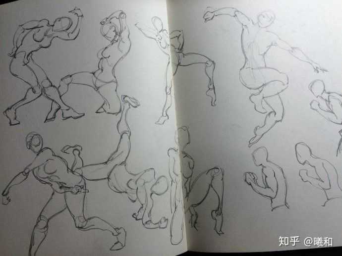 有句话叫立七坐五盘三半 结构练好了在去画手部腿部什么的特写