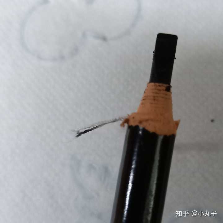 好妆眉笔怎么削?