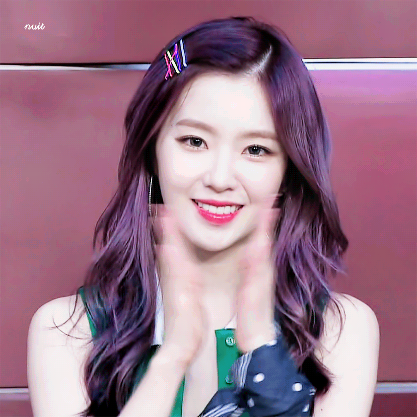 因为个人是94line的性格饭(非颜饭)所以存的少了些,这些照片中姐和