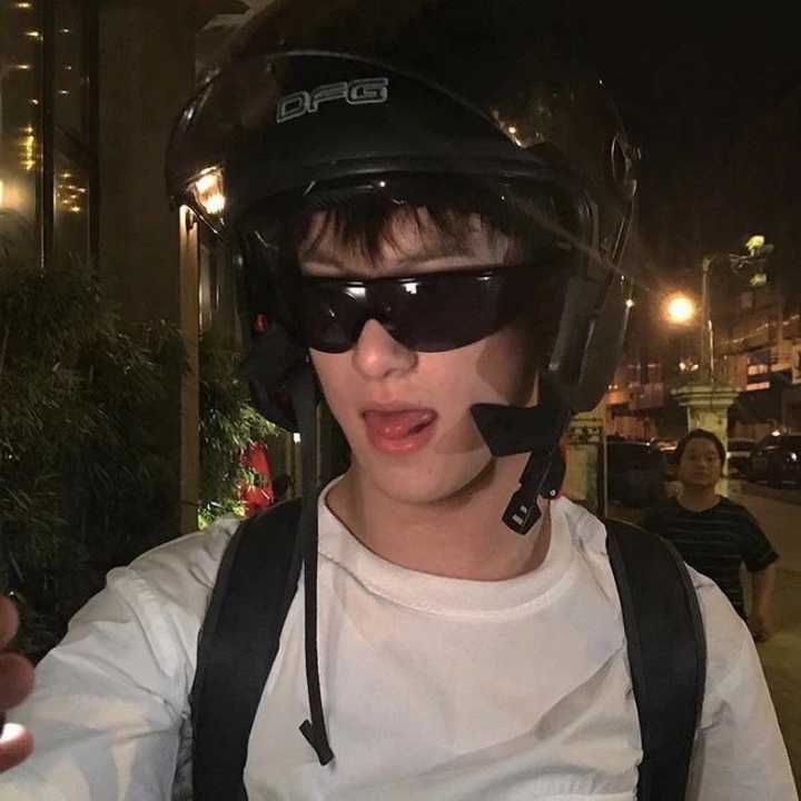 请问有什么可以拿来当微信qq头像的欧美男生头像?
