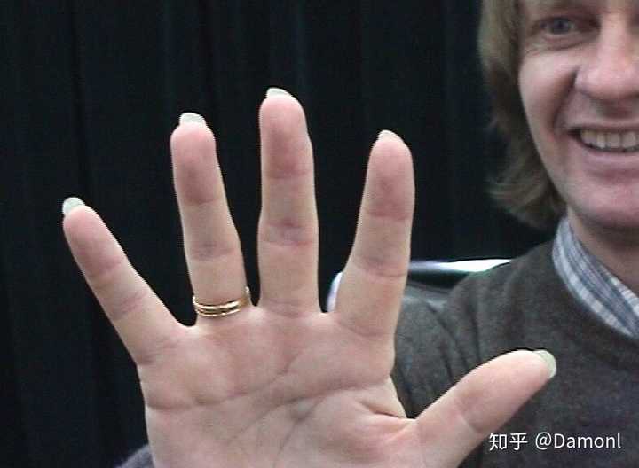 作为一个吉他手,应该怎样保养自己的指甲?