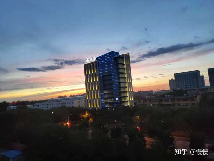 石河子大学的校园环境如何?