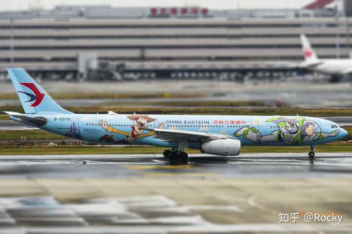 13. 东航b-5976 a330-300 玩具总动员涂装