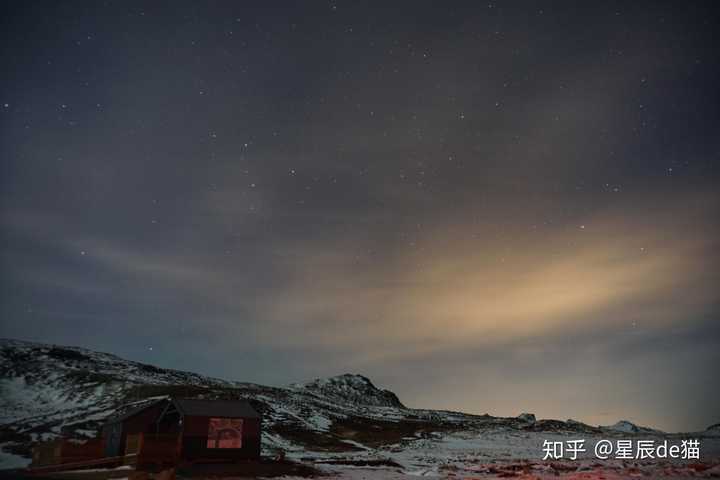 在飞机上晚上看星星是一种什么体验?