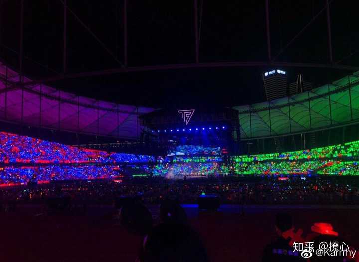 我自己混韩圈以来收藏的一些组合的应援海如下: superjunior的蓝海