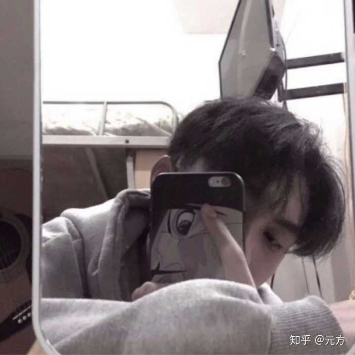 有哪些适合男生用的超级酷的微信头像?