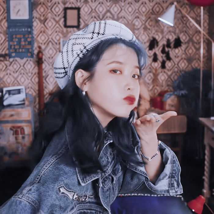 你觉得iu(李知恩)哪张图最适合做头像?