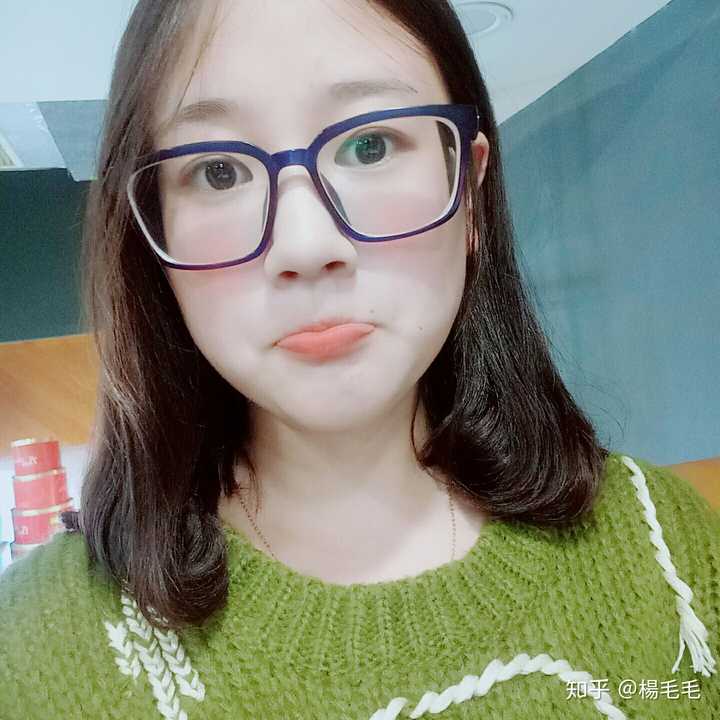 女生脸大就是丑吗?
