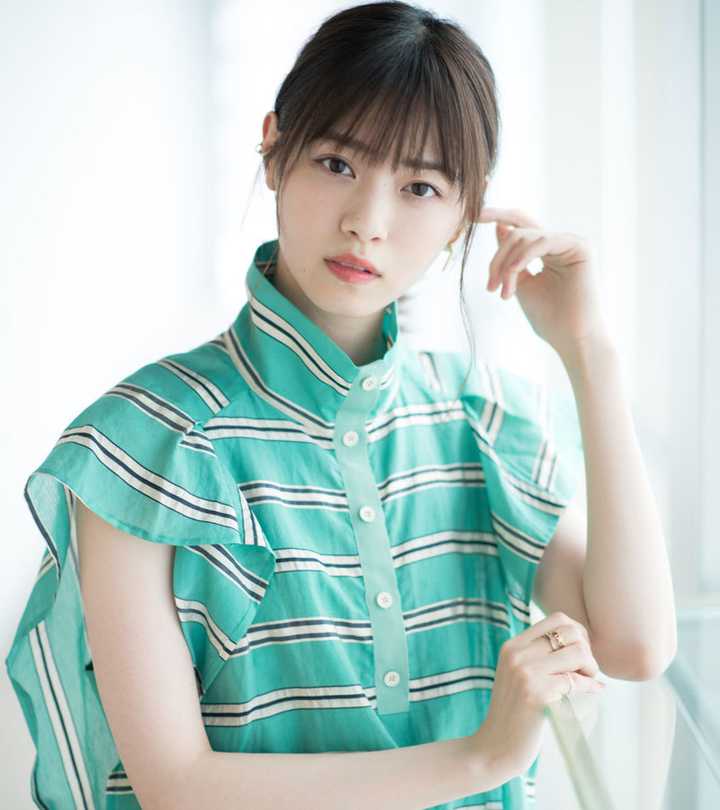 在《轮到你了》里扮演"黑岛沙和"的西野七濑,有哪些特别漂亮的写真?
